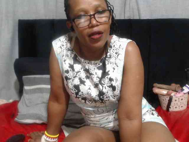 Sheila80 webcam