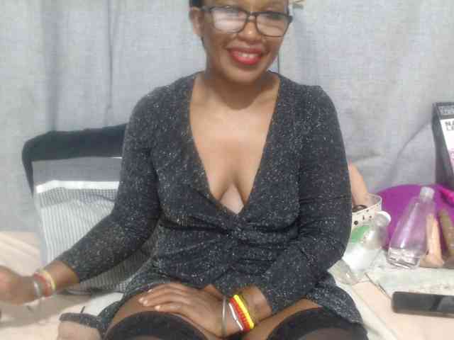 Sheila80 webcam