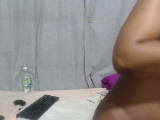 Sheila80 webcam