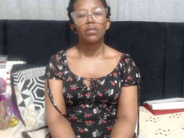 Sheila80 webcam