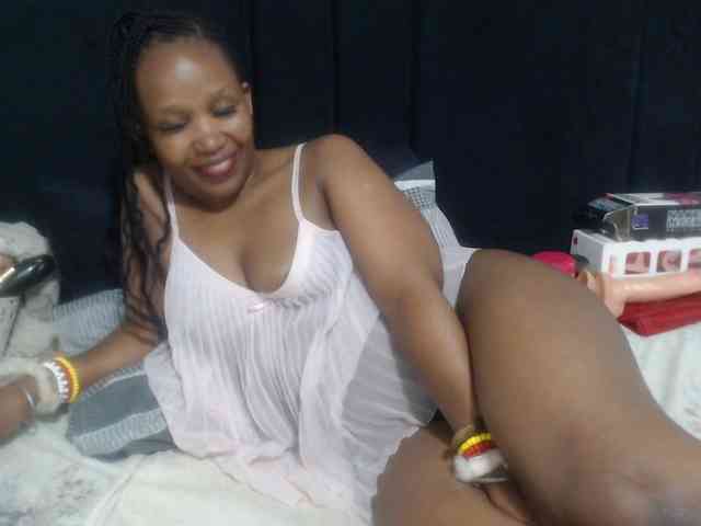 Model: Sheila80