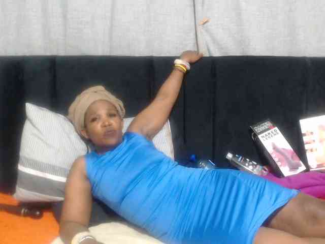 Sheila80 webcam