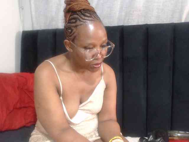 Sheila80 webcam