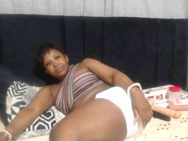 Sheila80 webcam
