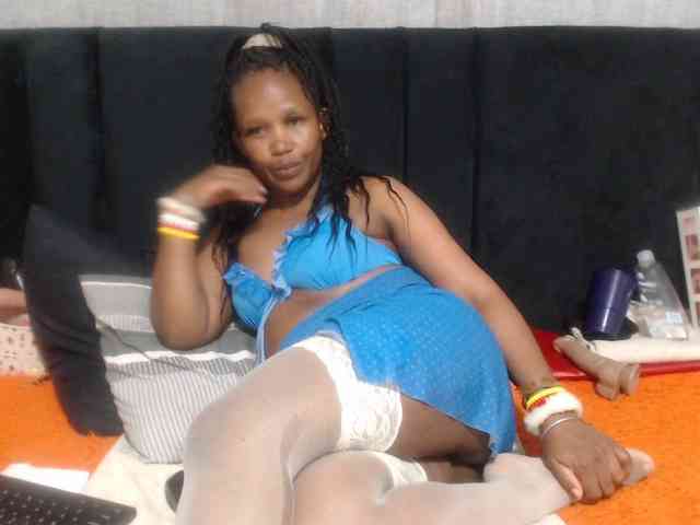 Sheila80 webcam