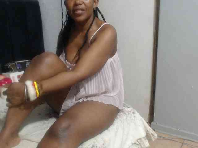 Sheila80 webcam