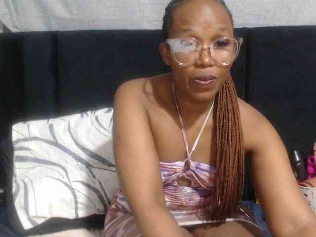 Sheila80 webcam