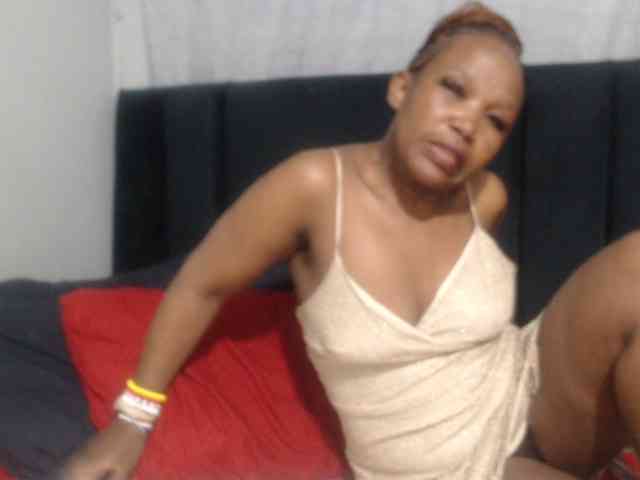 Sheila80 webcam