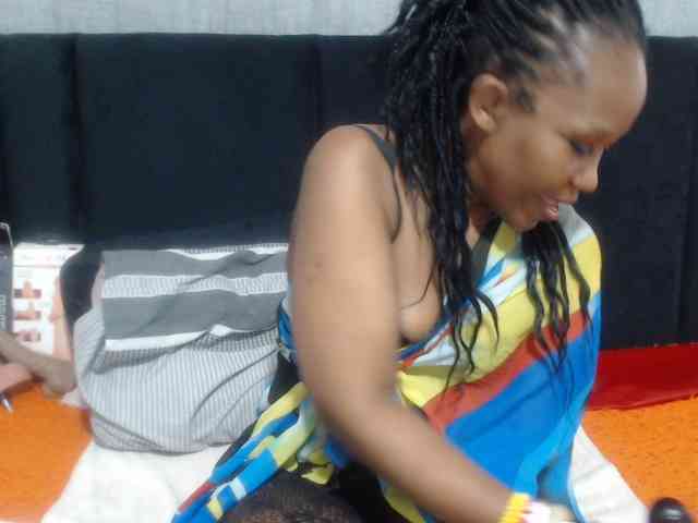 Sheila80 webcam