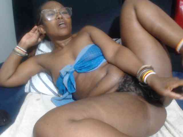 Sheila80 webcam
