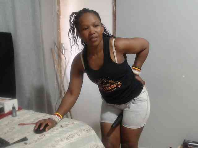 Sheila80 webcam