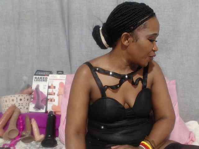 Sheila80 webcam