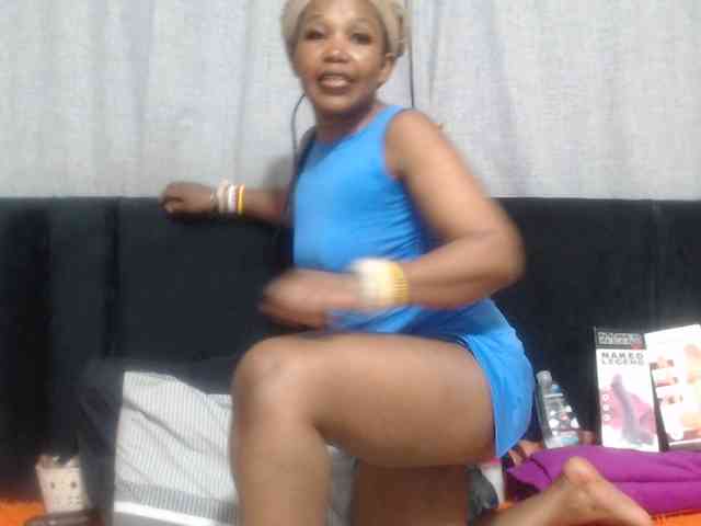 Sheila80 webcam