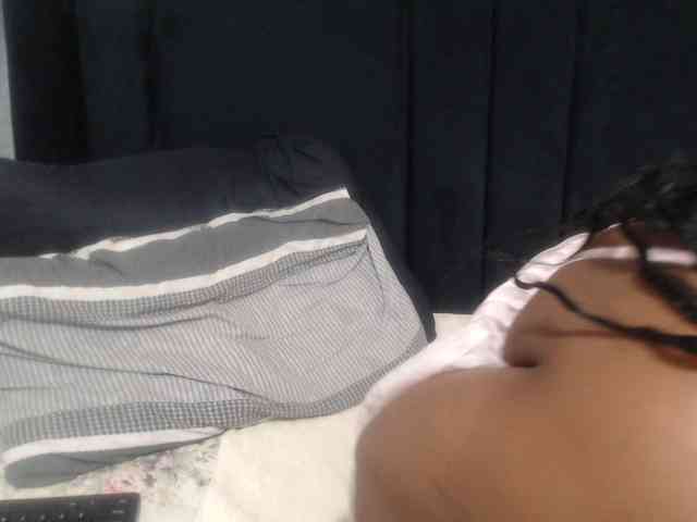 Sheila80 webcam