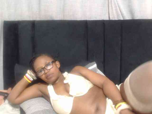 Sheila80 webcam