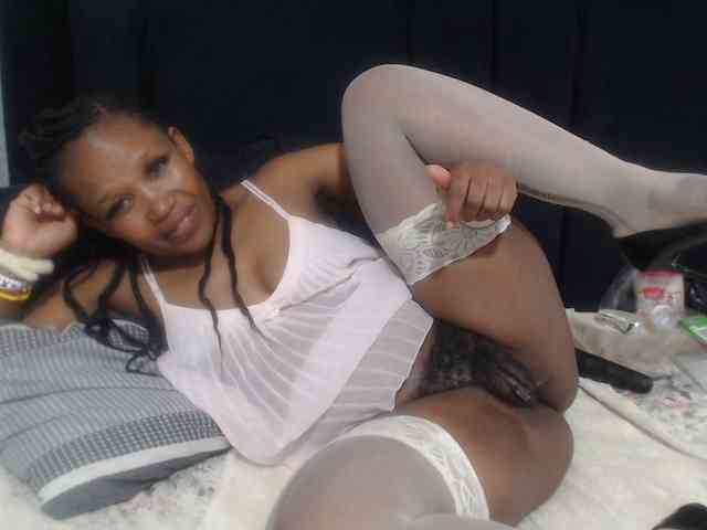 Sheila80 webcam