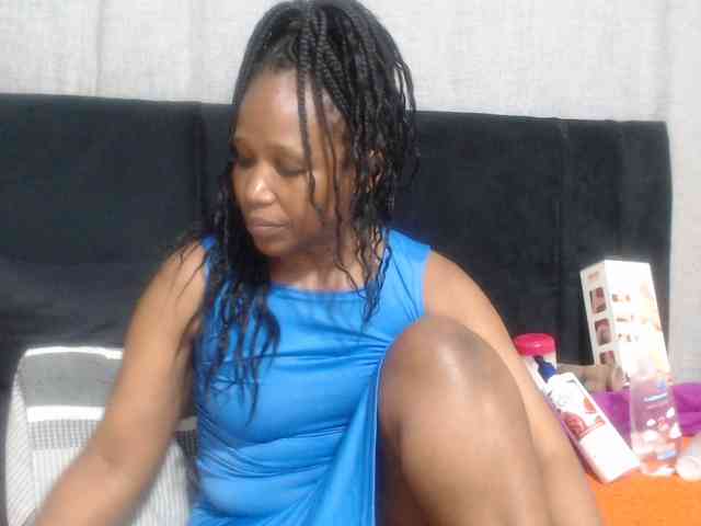 Sheila80 webcam