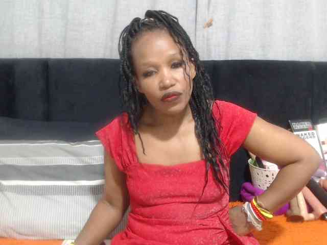 Sheila80 webcam