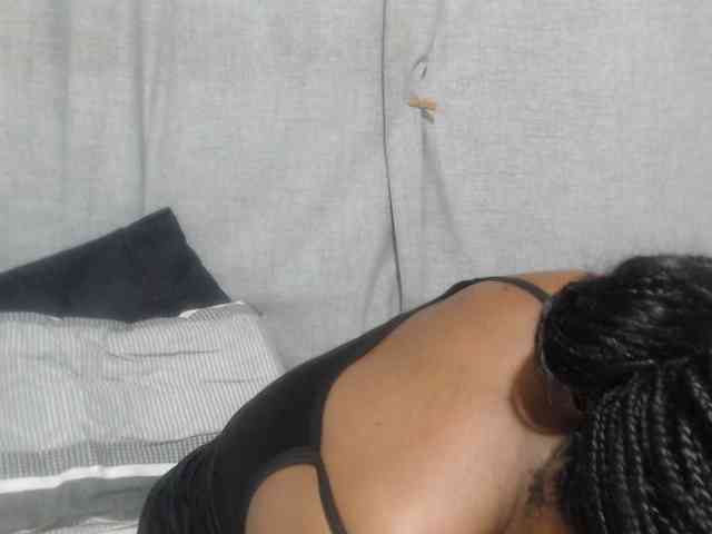 Sheila80 webcam