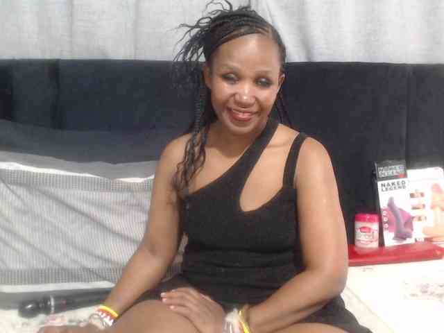 Model: Sheila80