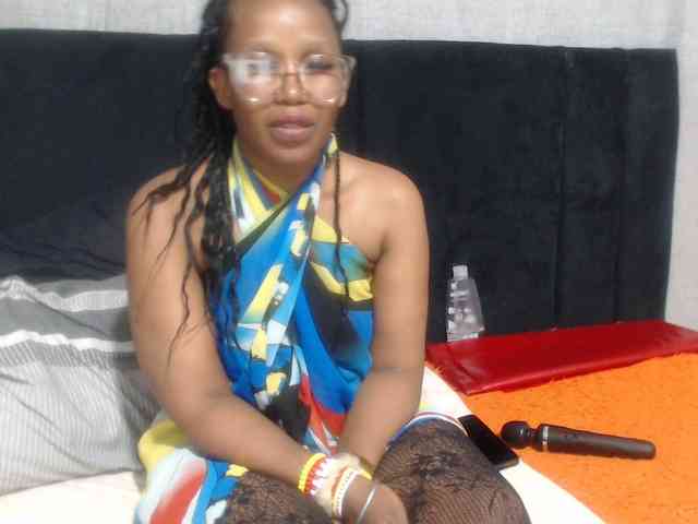Sheila80 webcam