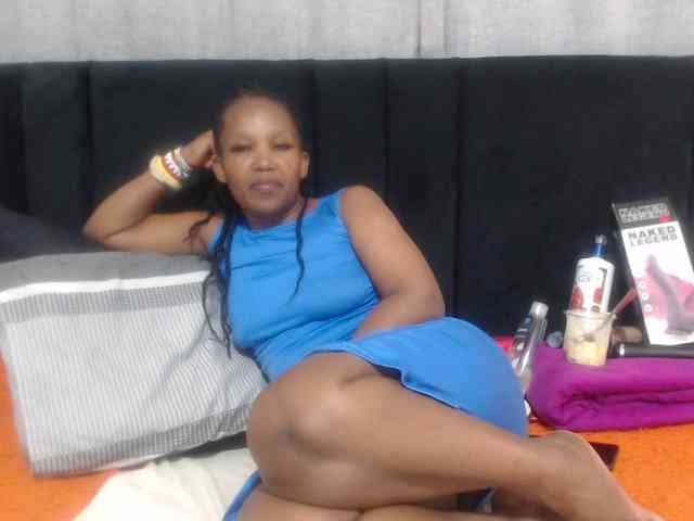 Sheila80 Live Webcam on BongaCams