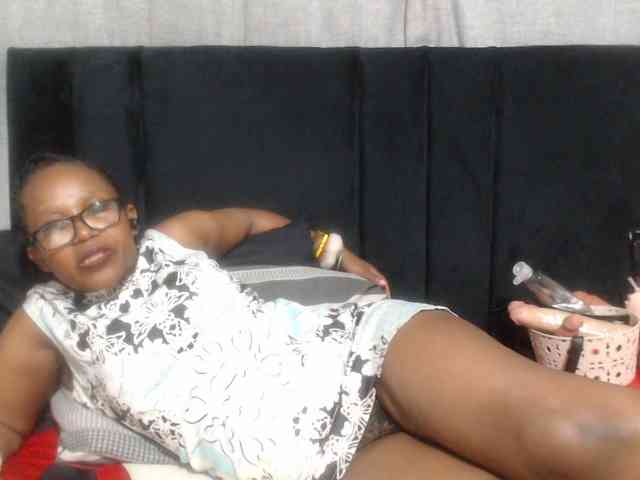 Sheila80 webcam