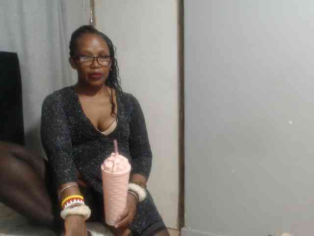 Sheila80 webcam