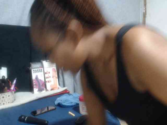 Sheila80 webcam