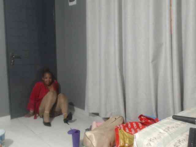 Sheila80 webcam