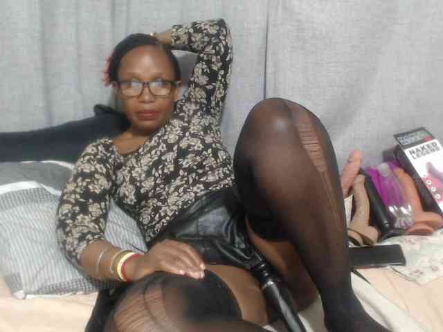 Sheila80 webcam