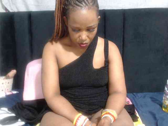 Sheila80 webcam