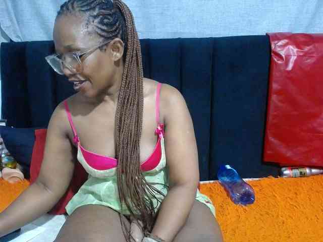 Sheila80 Live Webcam on BongaCams