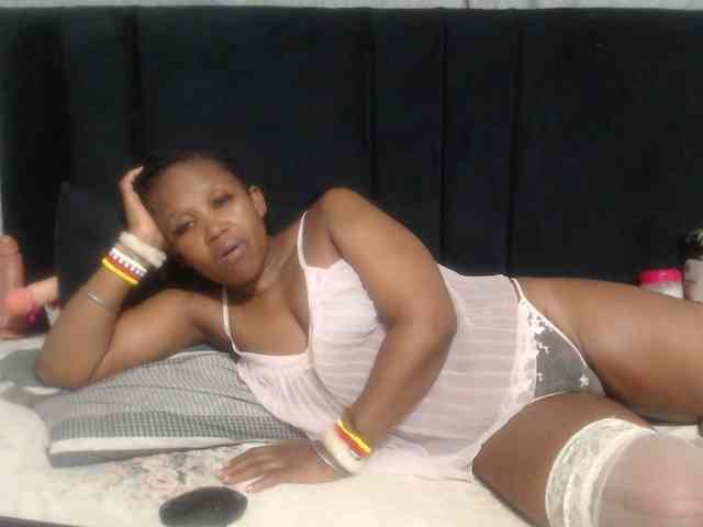 Sheila80 webcam