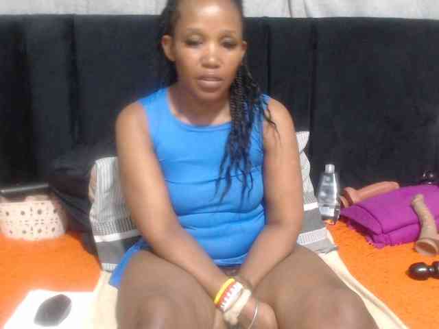 Sheila80 webcam