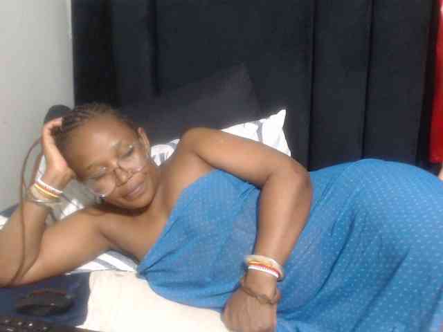 Sheila80 webcam