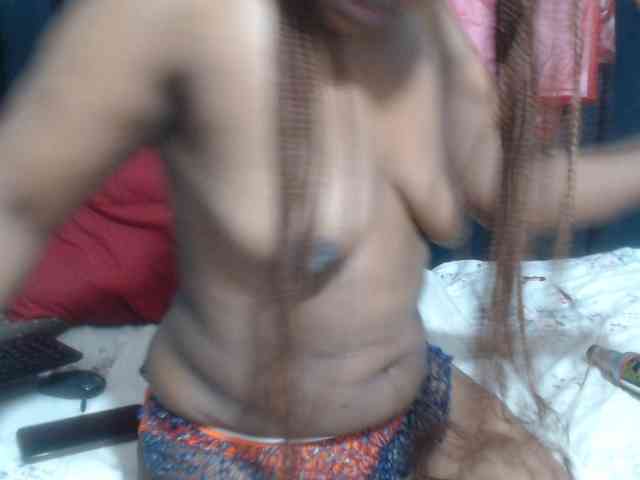 Sheila80 webcam