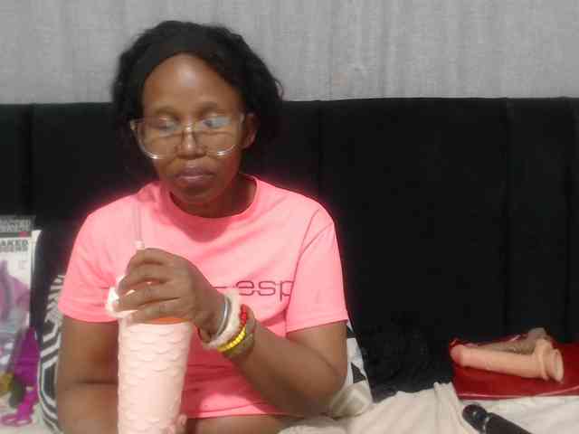 Sheila80 webcam