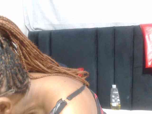 Sheila80 webcam