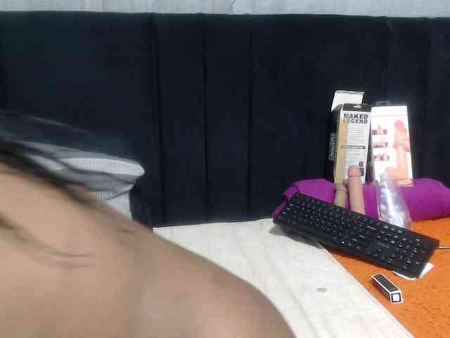 Sheila80 webcam