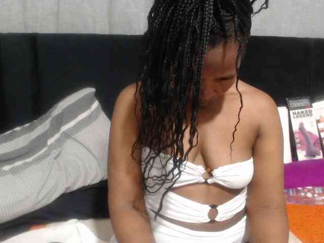 Sheila80 webcam