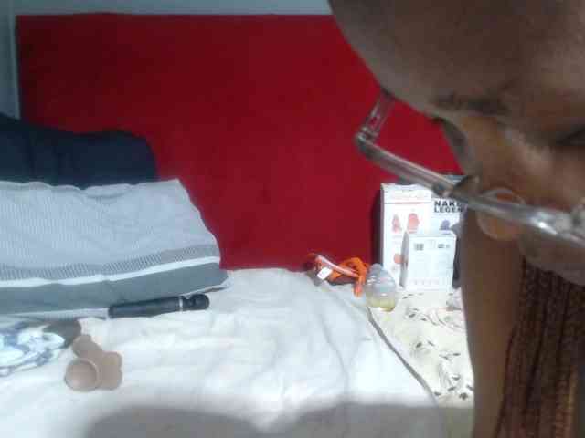Sheila80 webcam