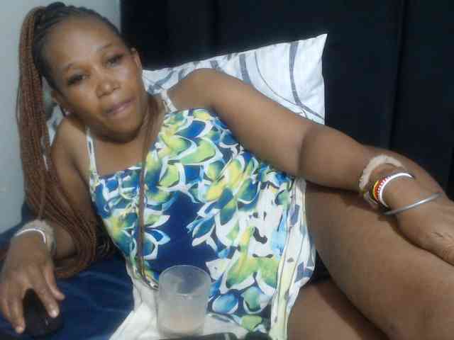 Sheila80 webcam