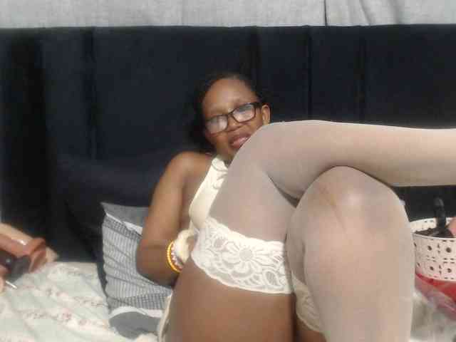 Sheila80 webcam