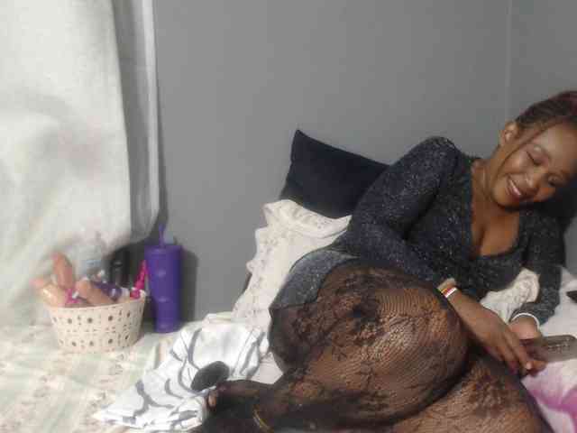 Sheila80 webcam