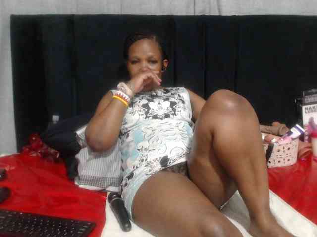 Sheila80 webcam