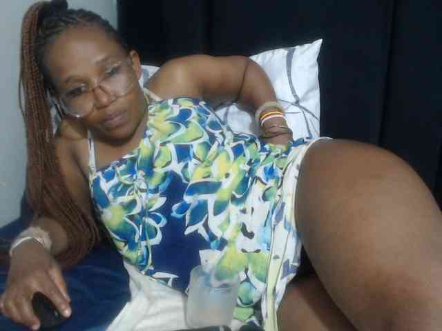 Sheila80 webcam