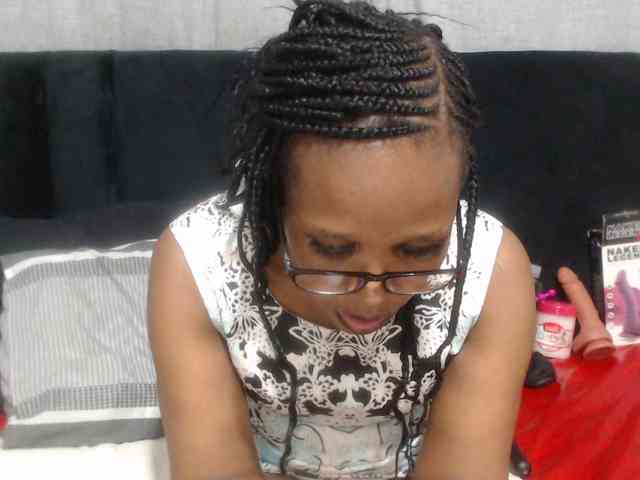 Sheila80 webcam