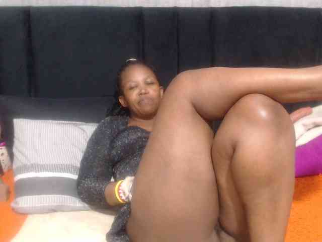Sheila80 webcam