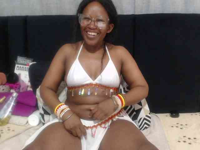 Sheila80 webcam
